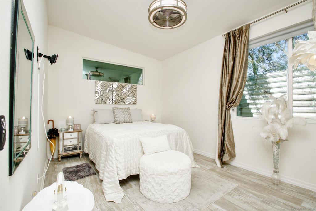 MLS #250040251SD image #29