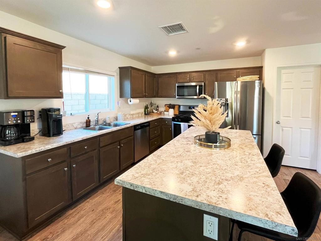 MLS #250040315SD image #5