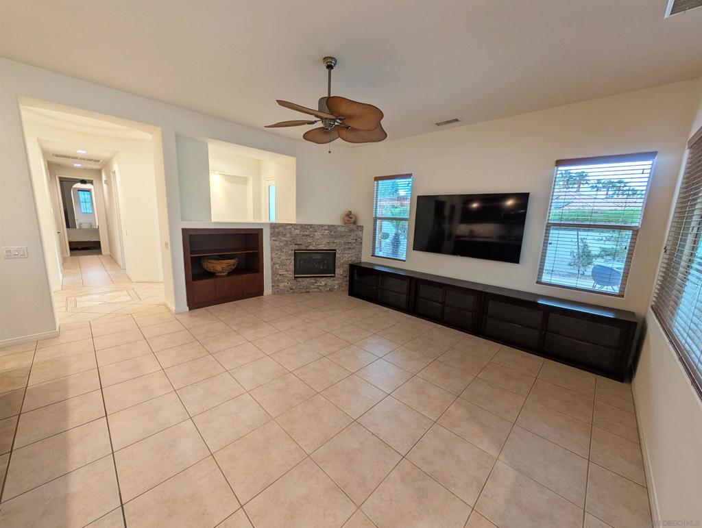 MLS #250040472SD image #8