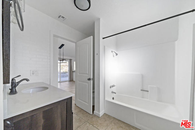 MLS #25487549 image #18