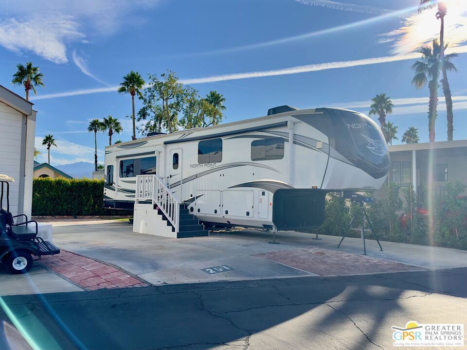 MLS #25496771PS image #1