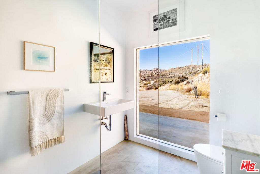 MLS #25498625 image #16