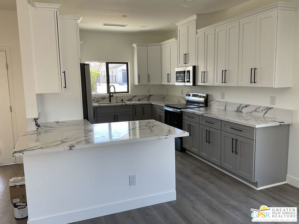 MLS #25498857PS image #8