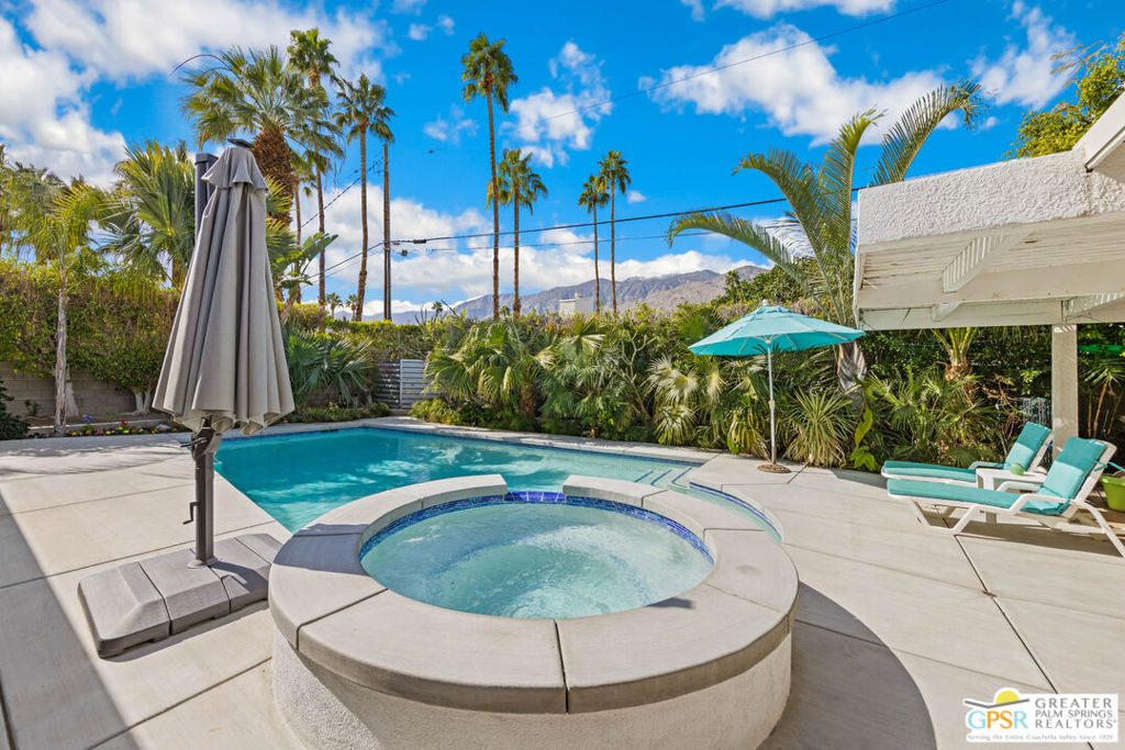 MLS #25502843PS image #2