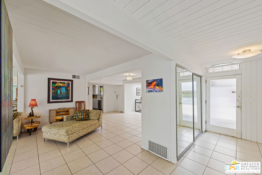 MLS #25502843PS image #20