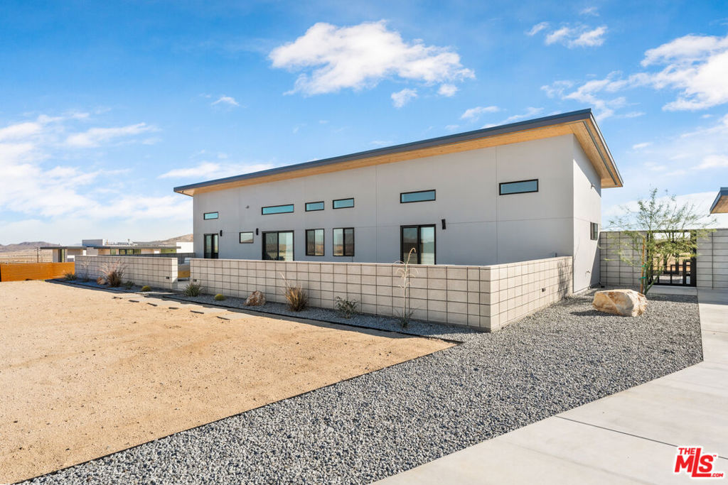 MLS #25507697 image #1