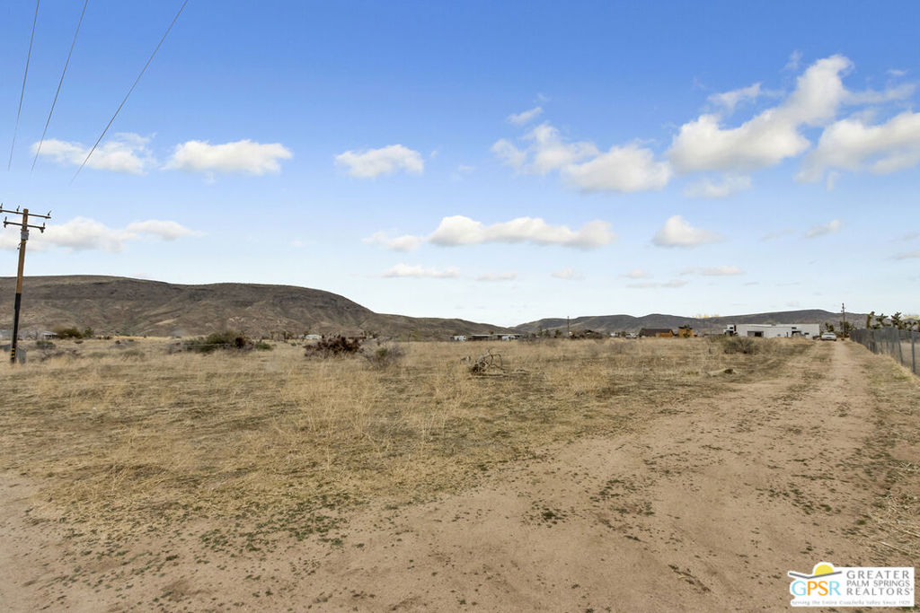 MLS #25519181PS image #14