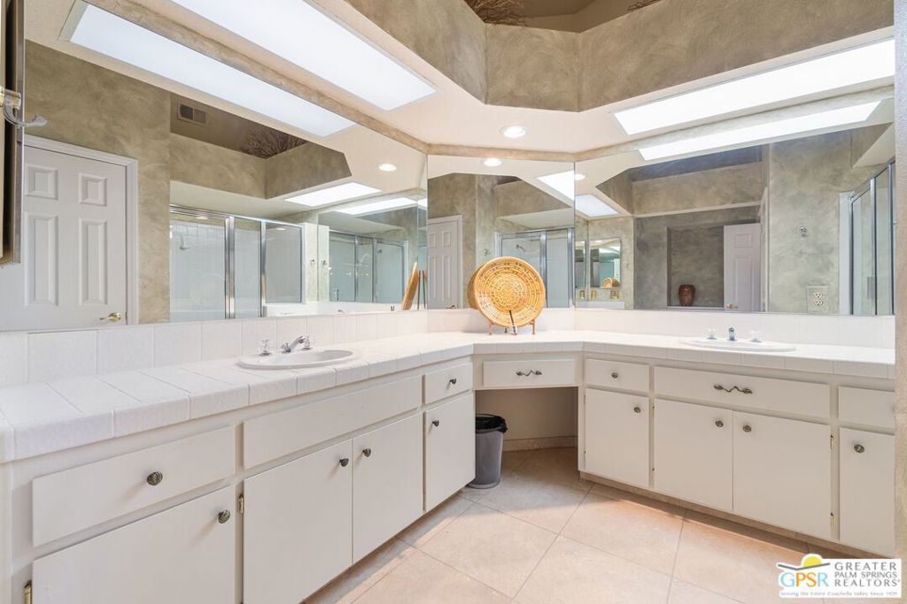 MLS #25521093PS image #16