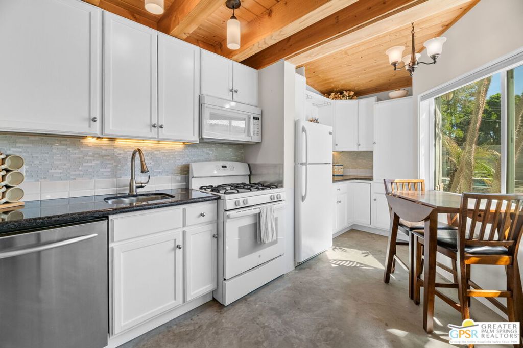 MLS #25521765PS image #34