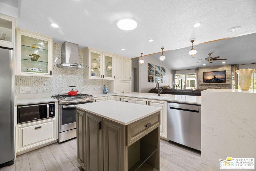 MLS #25521765PS image #6