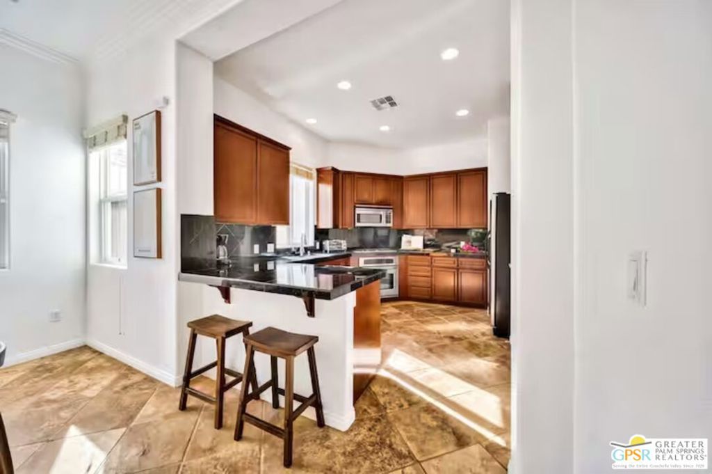 MLS #25524065PS image #4