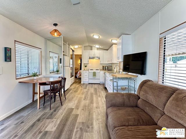 MLS #25527005PS image #3