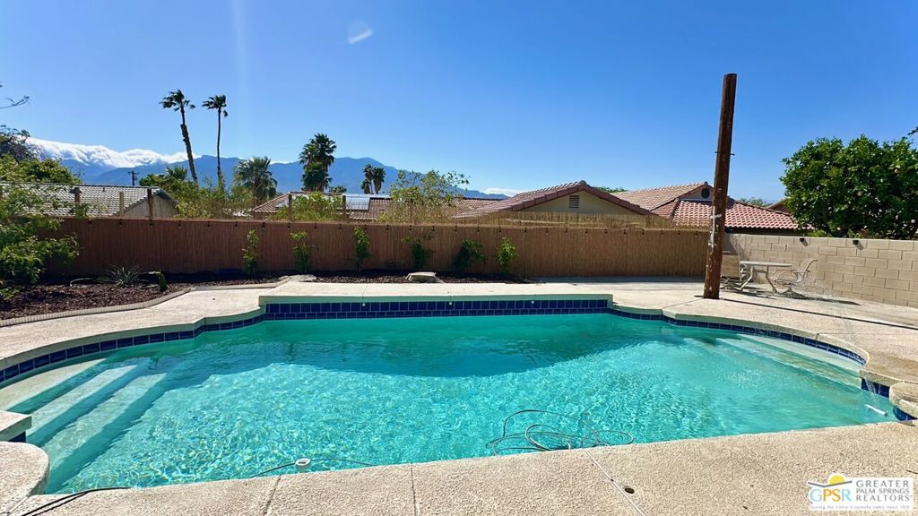 MLS #25527013PS image #24