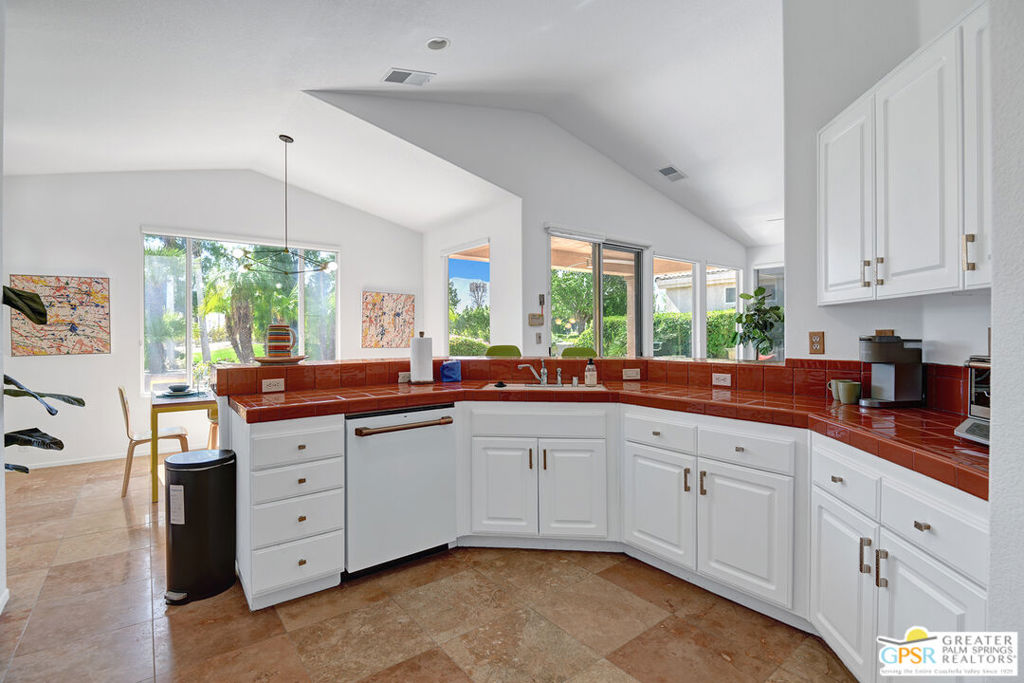 MLS #25527497PS image #18