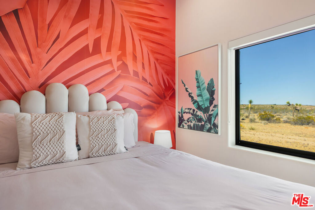 MLS #25533141 image #16