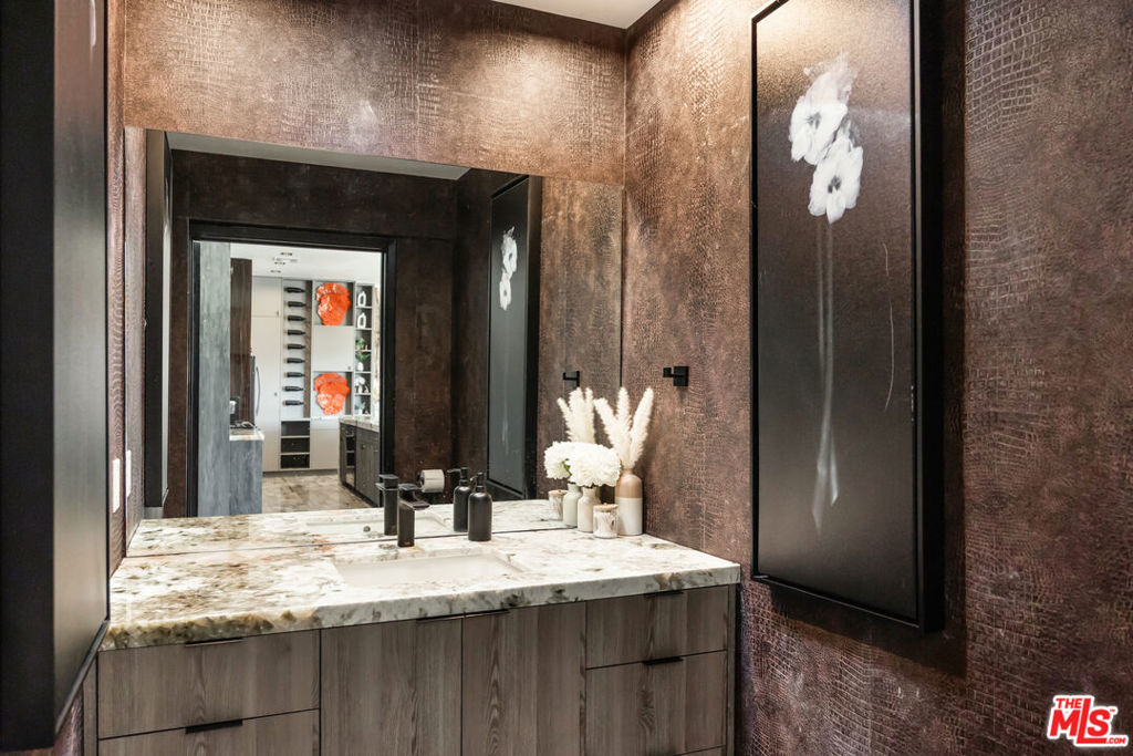 MLS #25533141 image #21