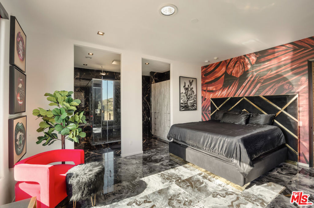 MLS #25533141 image #23