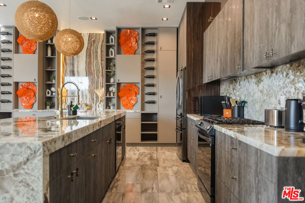 MLS #25533141 image #6