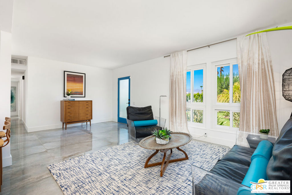 MLS #25533955PS image #2