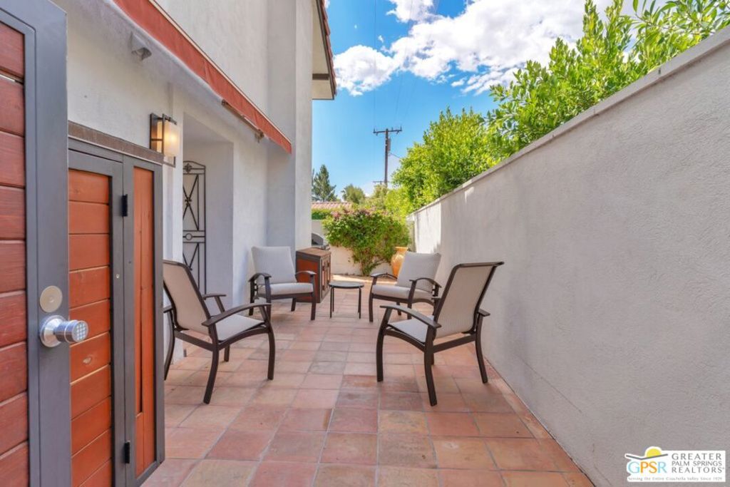 MLS #25535048PS image #2