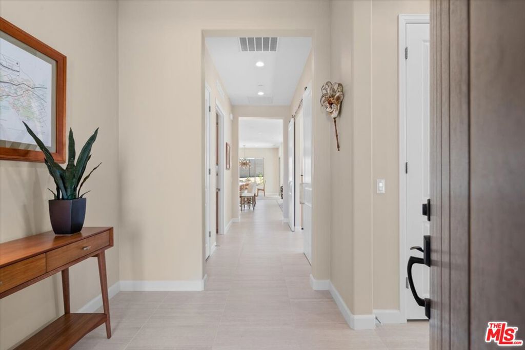 MLS #25537485 image #1