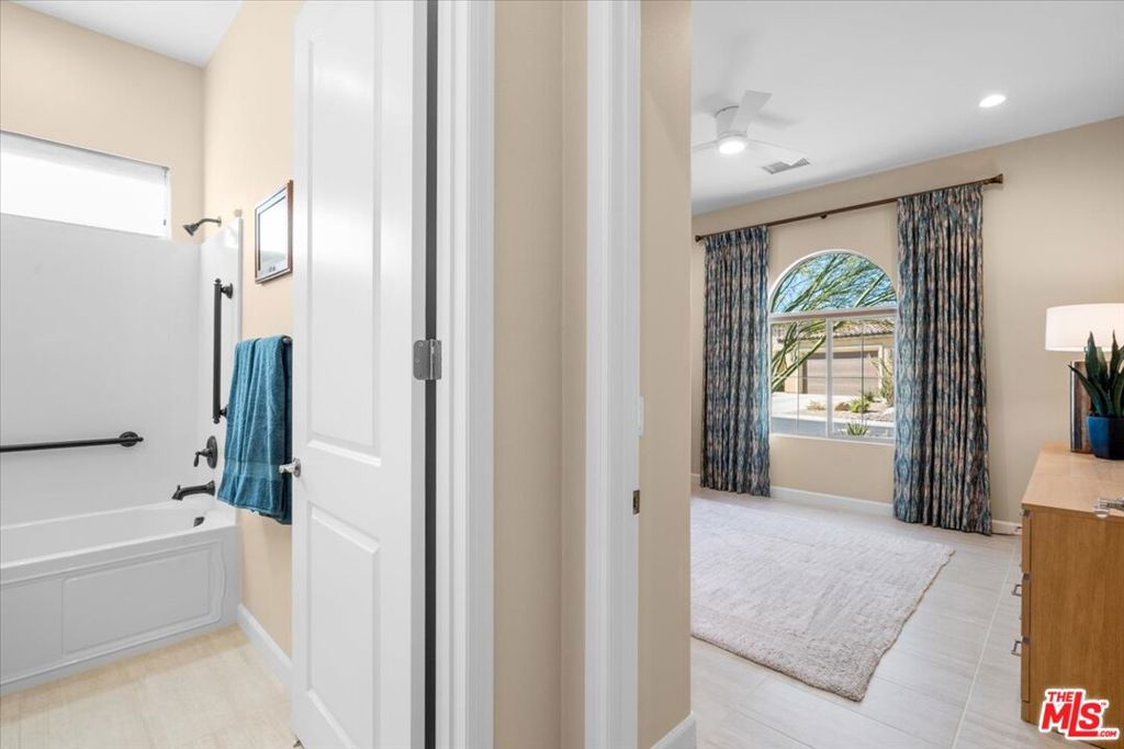 MLS #25537485 image #13