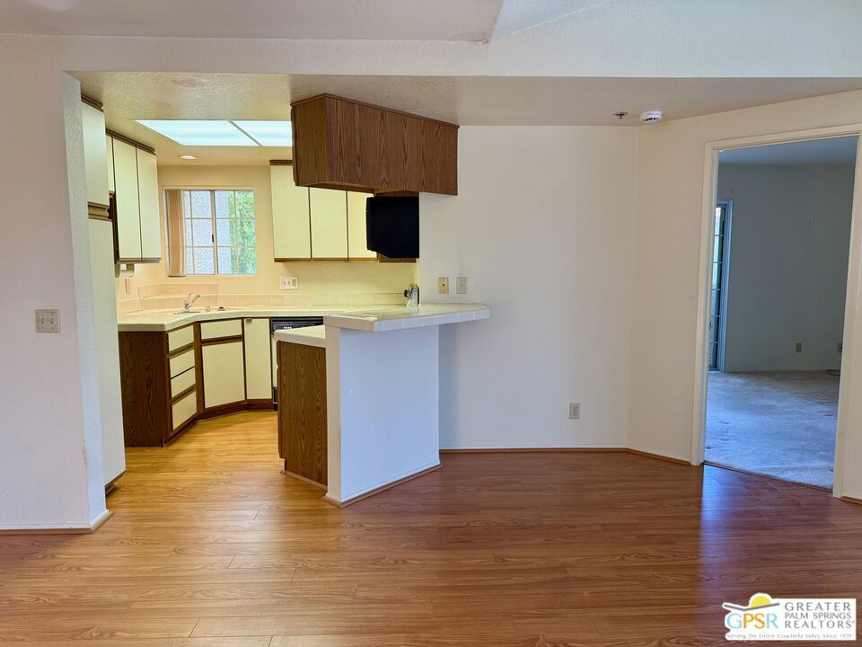 MLS #25537565PS image #4