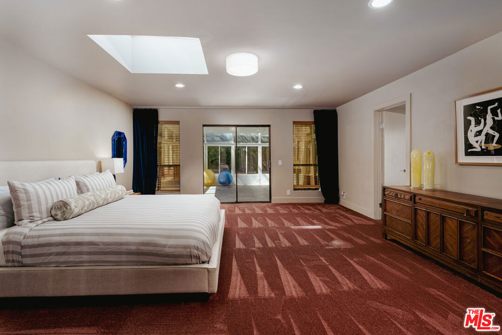 MLS #25543225 image #16