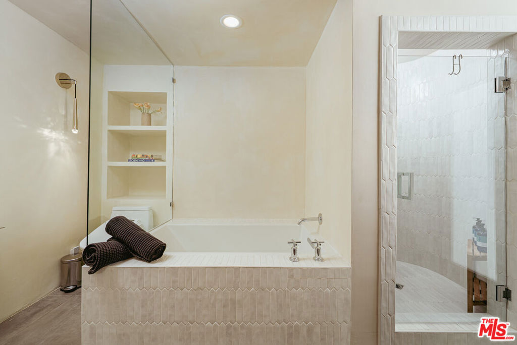 MLS #25543225 image #22