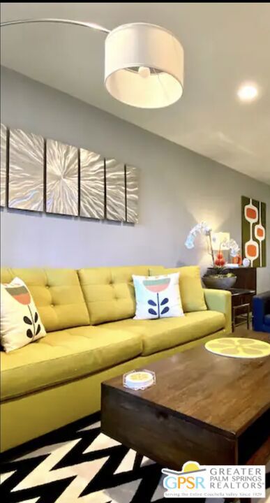 MLS #25552911PS image #0