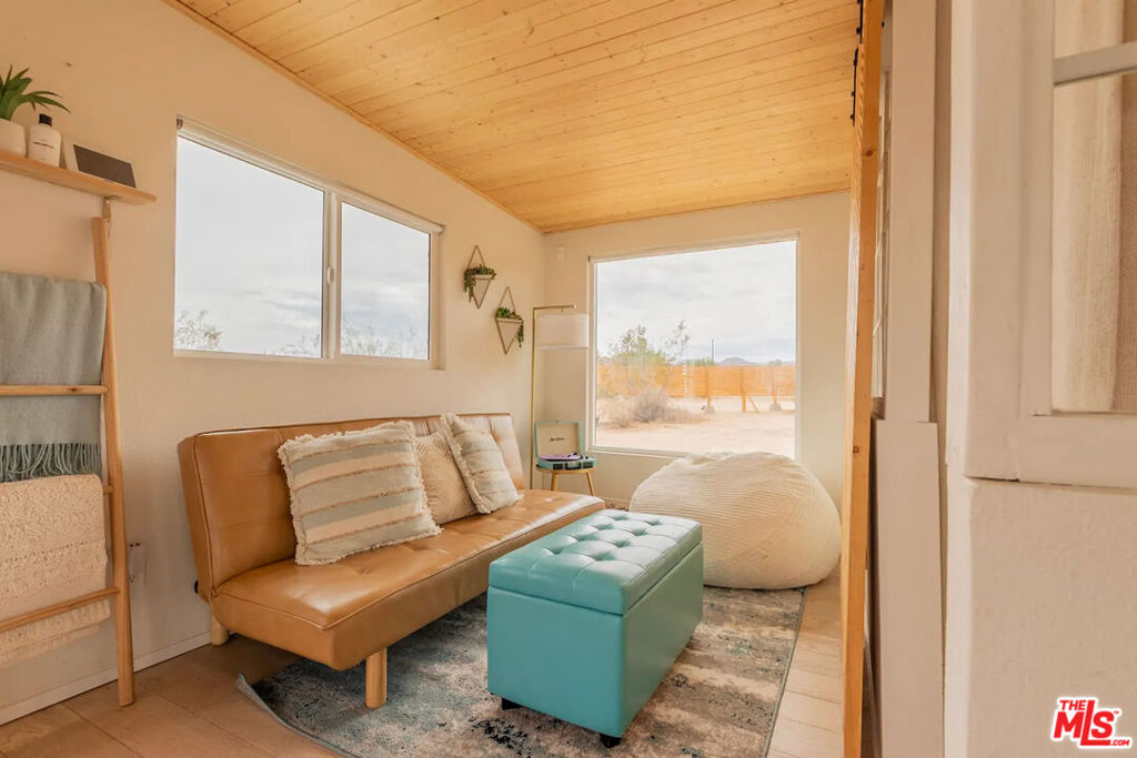 MLS #25553063 image #7