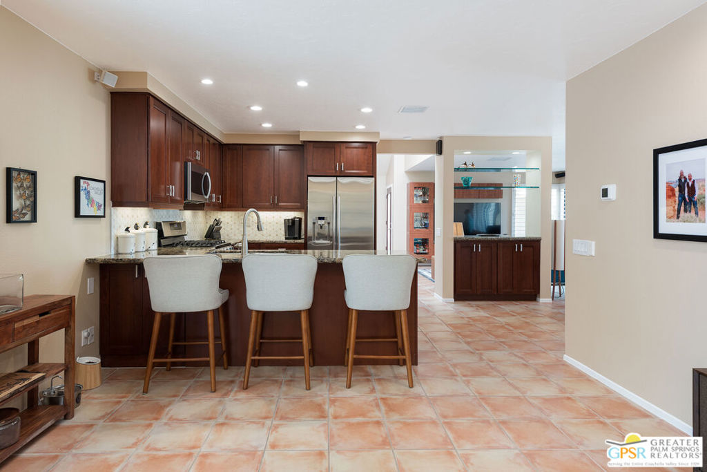 MLS #25557897PS image #10