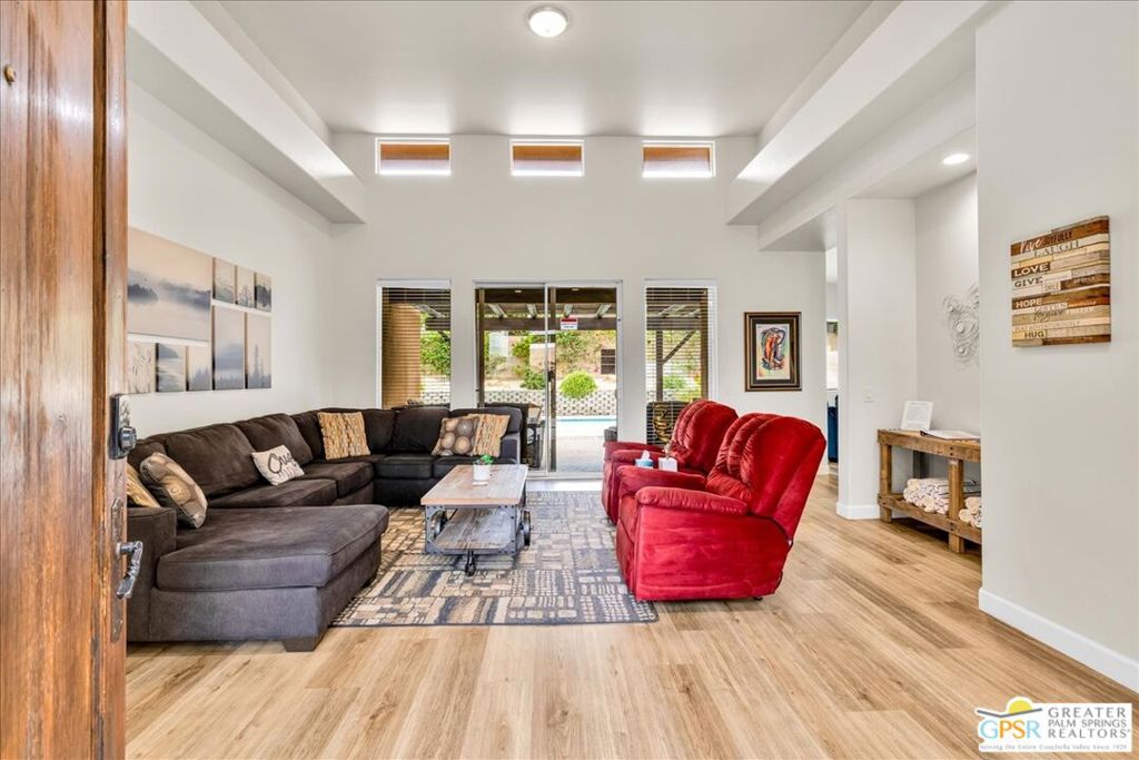 MLS #25560561PS image #11