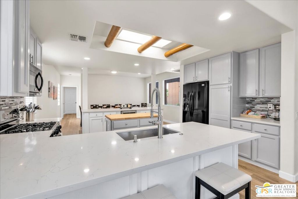 MLS #25560561PS image #17