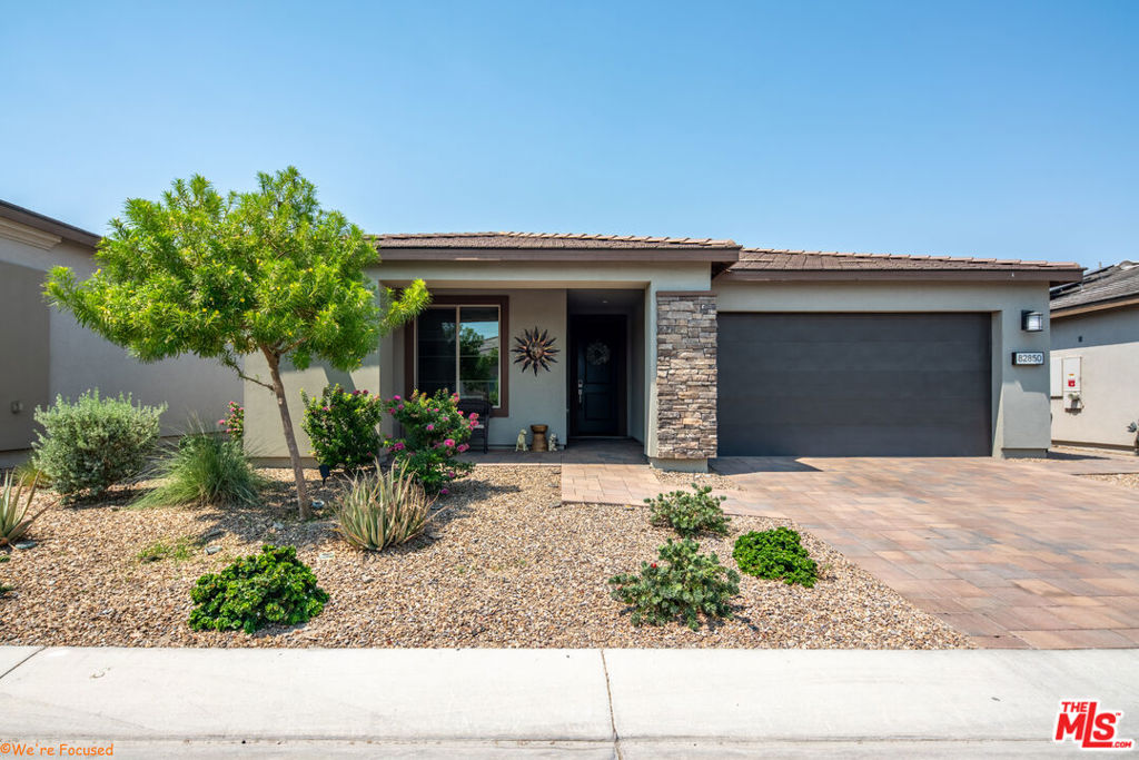 MLS #25561273 image #1