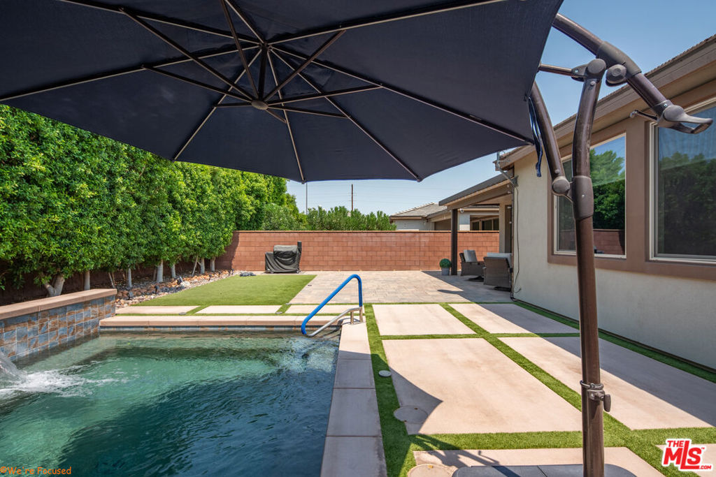 MLS #25561273 image #24