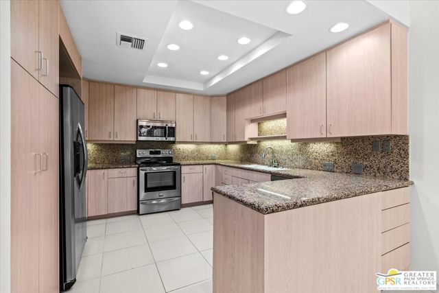 MLS #25564223PS image #17