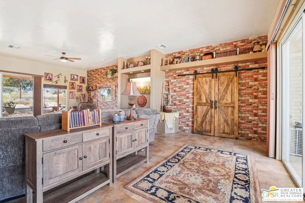 MLS #25564541PS image #9