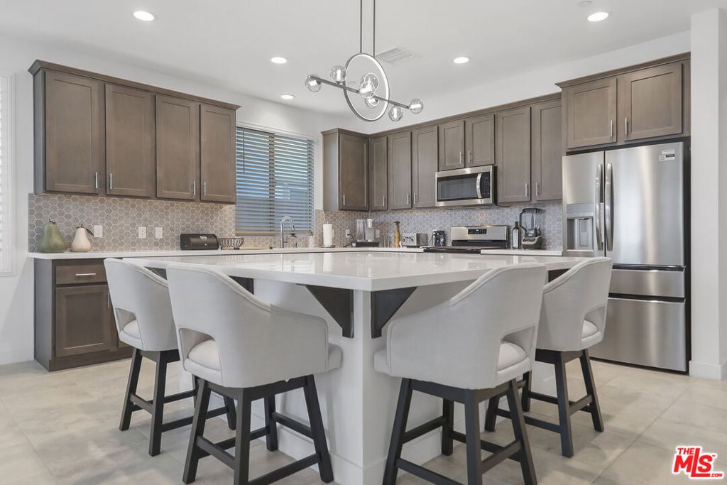 MLS #25565155 image #6