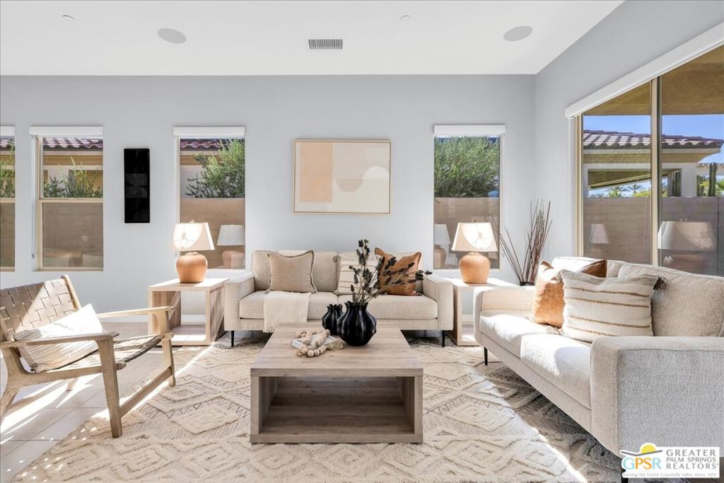 MLS #25568425PS image #3