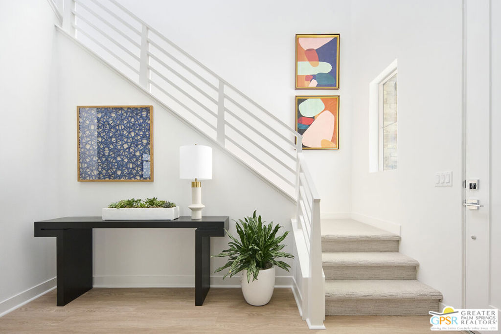 MLS #25568561PS image #1