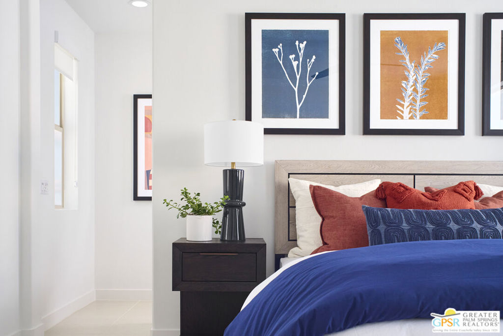 MLS #25568561PS image #3