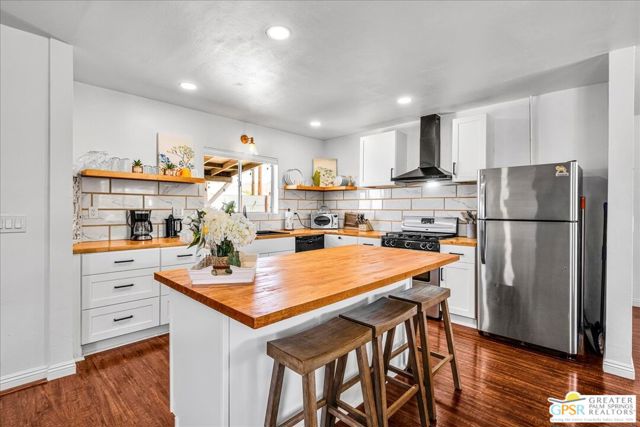 MLS #25570149PS image #4