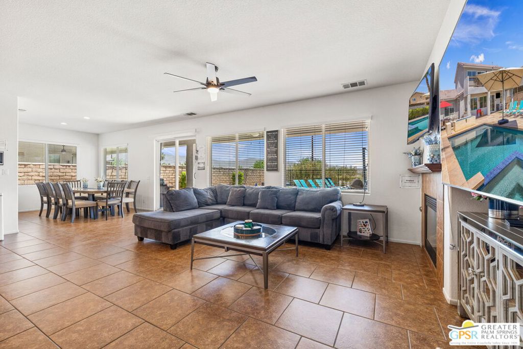 MLS #25570465PS image #8