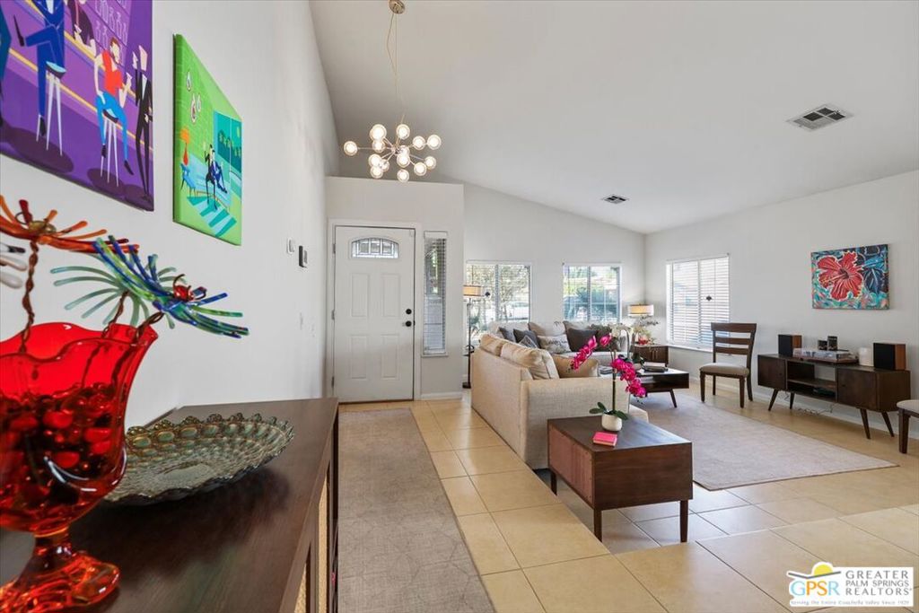 MLS #25570533PS image #10