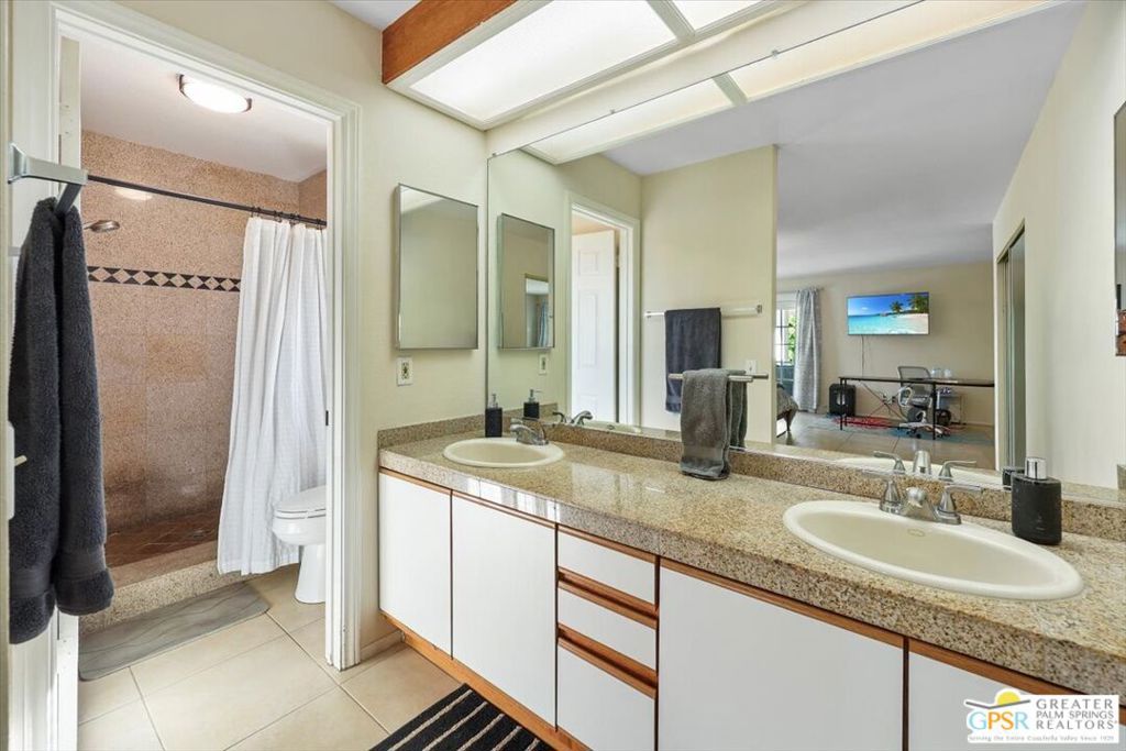 MLS #25570533PS image #24