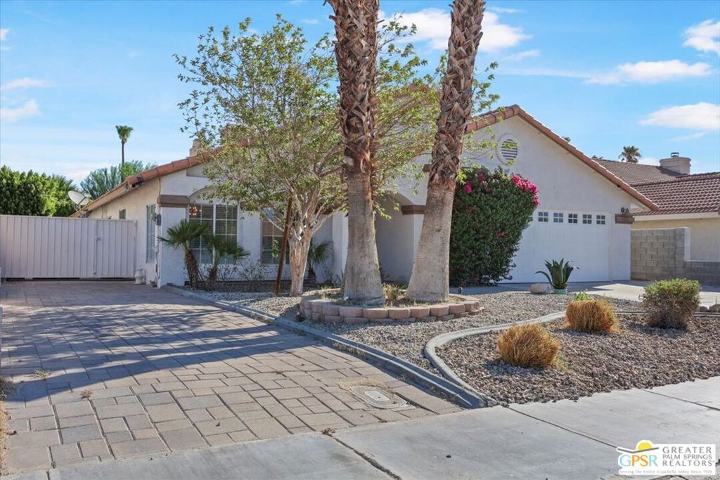 MLS #25570533PS image #4