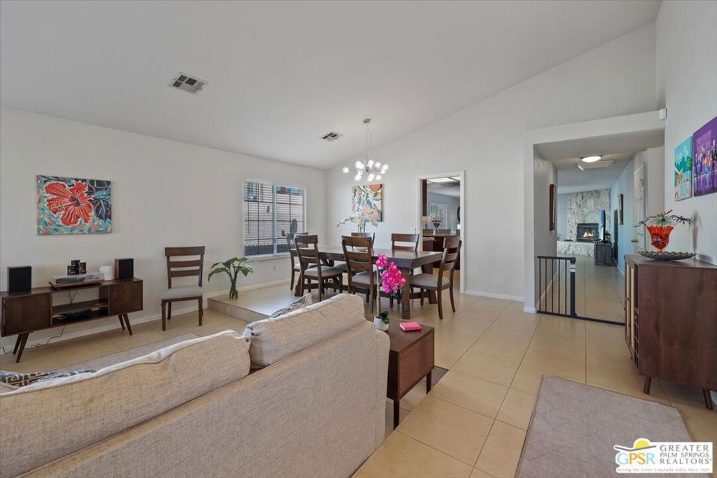 MLS #25570533PS image #8