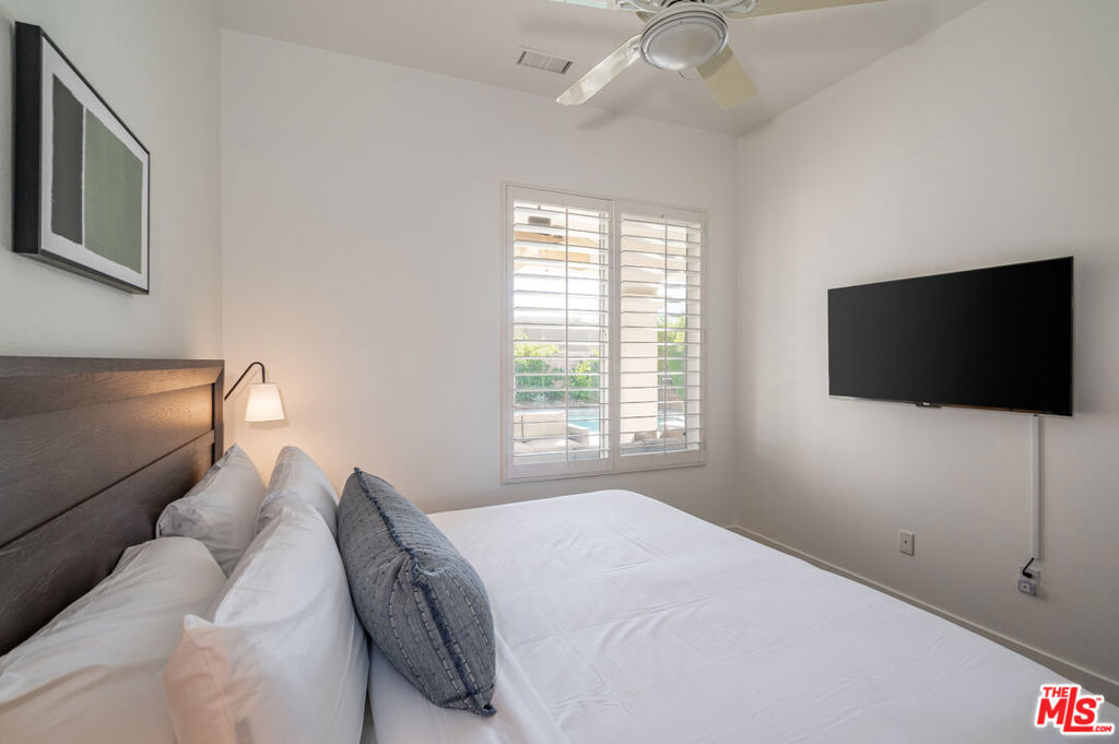 MLS #25571057 image #15