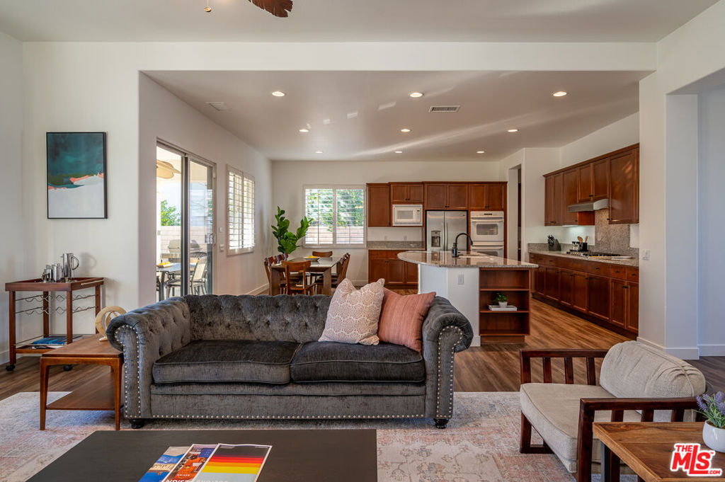 MLS #25571057 image #28